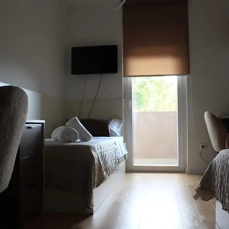 Cukarin, Modern Design, Free Parking,free Wifi アパート