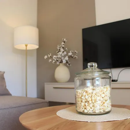 Cukarin, Modern Design, Free Parking,free Wifi アパート シベニク