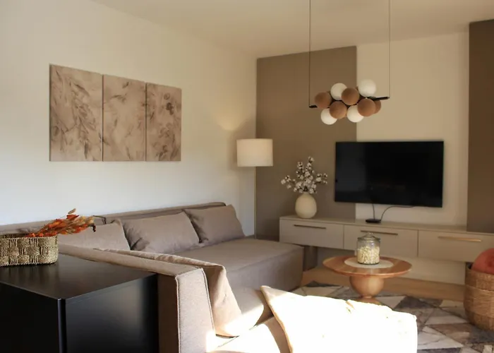 Cukarin, Modern Design, Free Parking,free Wifi