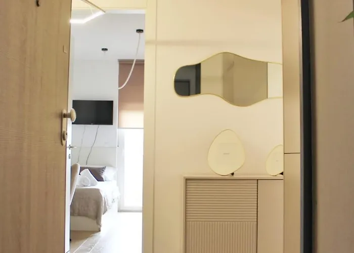 公寓 Cukarin, Modern Design, Free Parking,free Wifi 希贝尼克