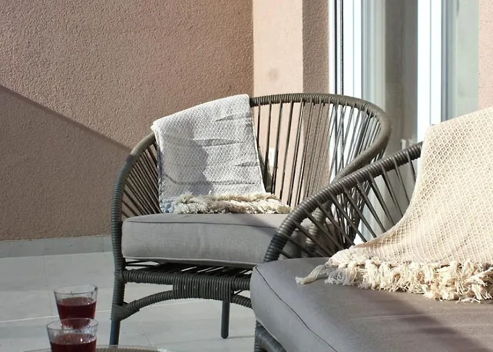 Cukarin, Modern Design, Free Parking,free Wifi *